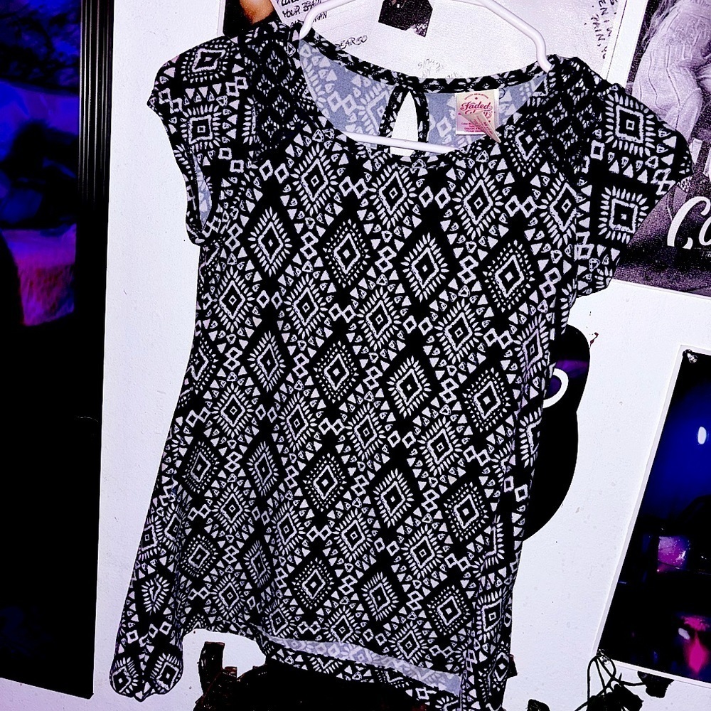 𐙚faded glory patterned shirt